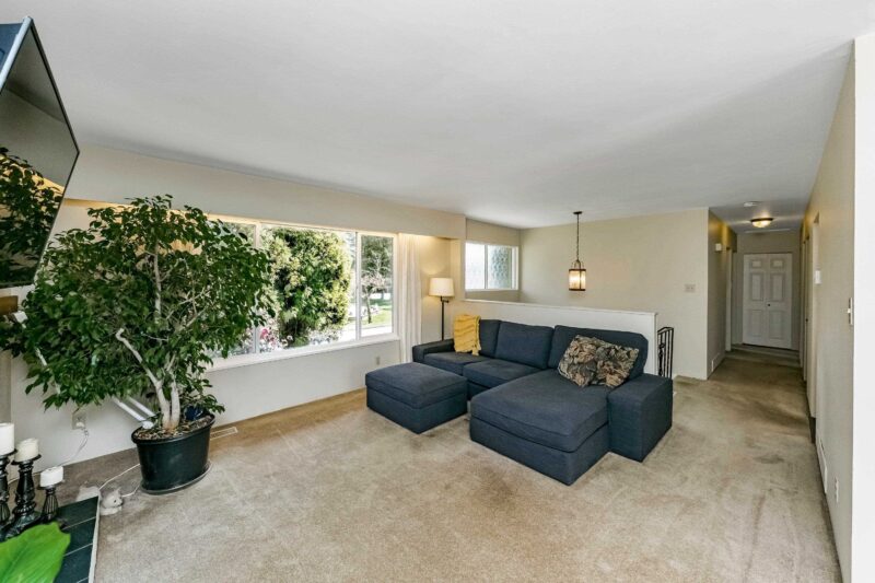 SOLD 3719 Hamilton Street, Lincoln Park Port Coquitlam Benjamin Loyal