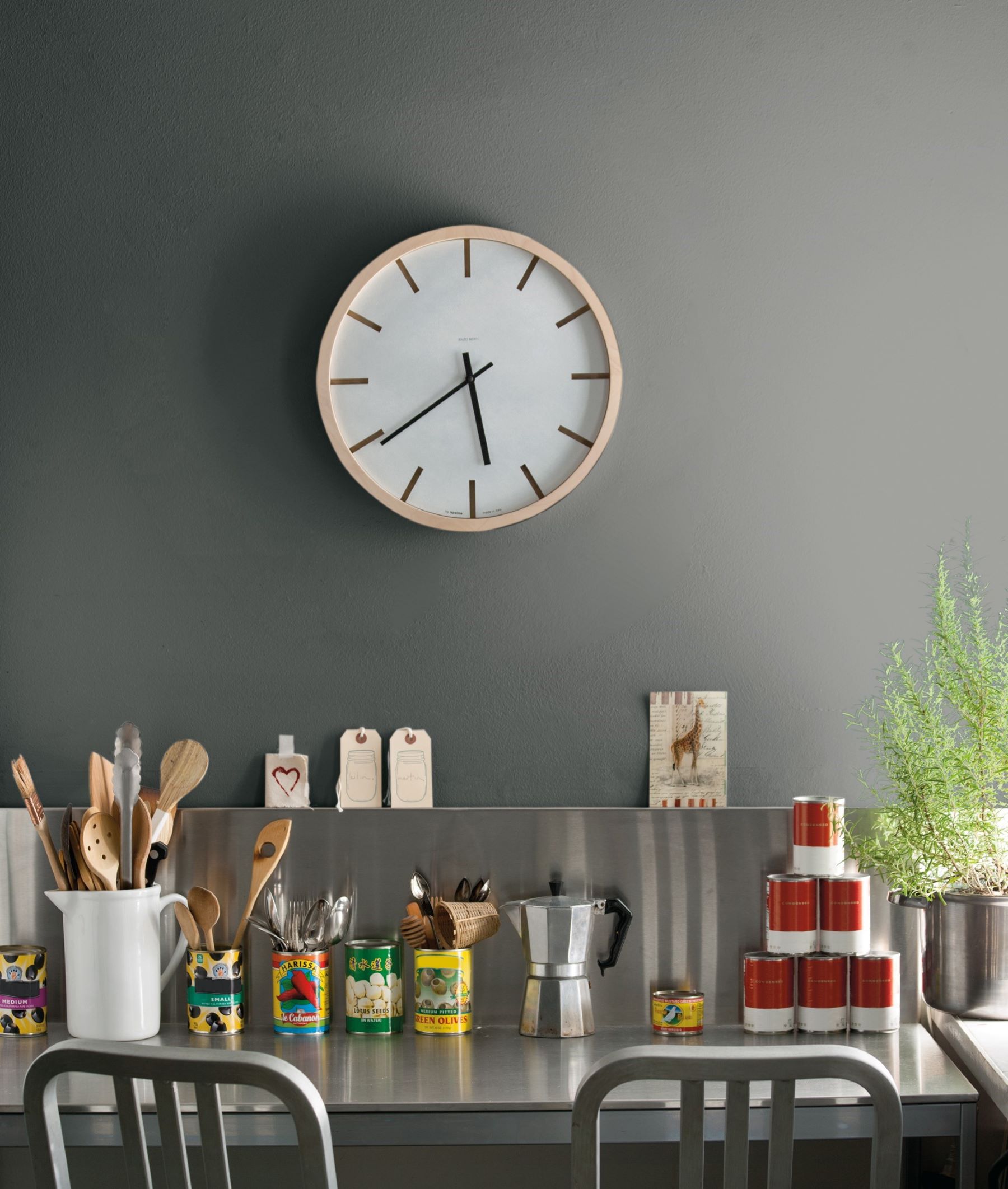 Regal® Select Premium Interior Paint & Primer Matte N548 Benjamin Moore Paints