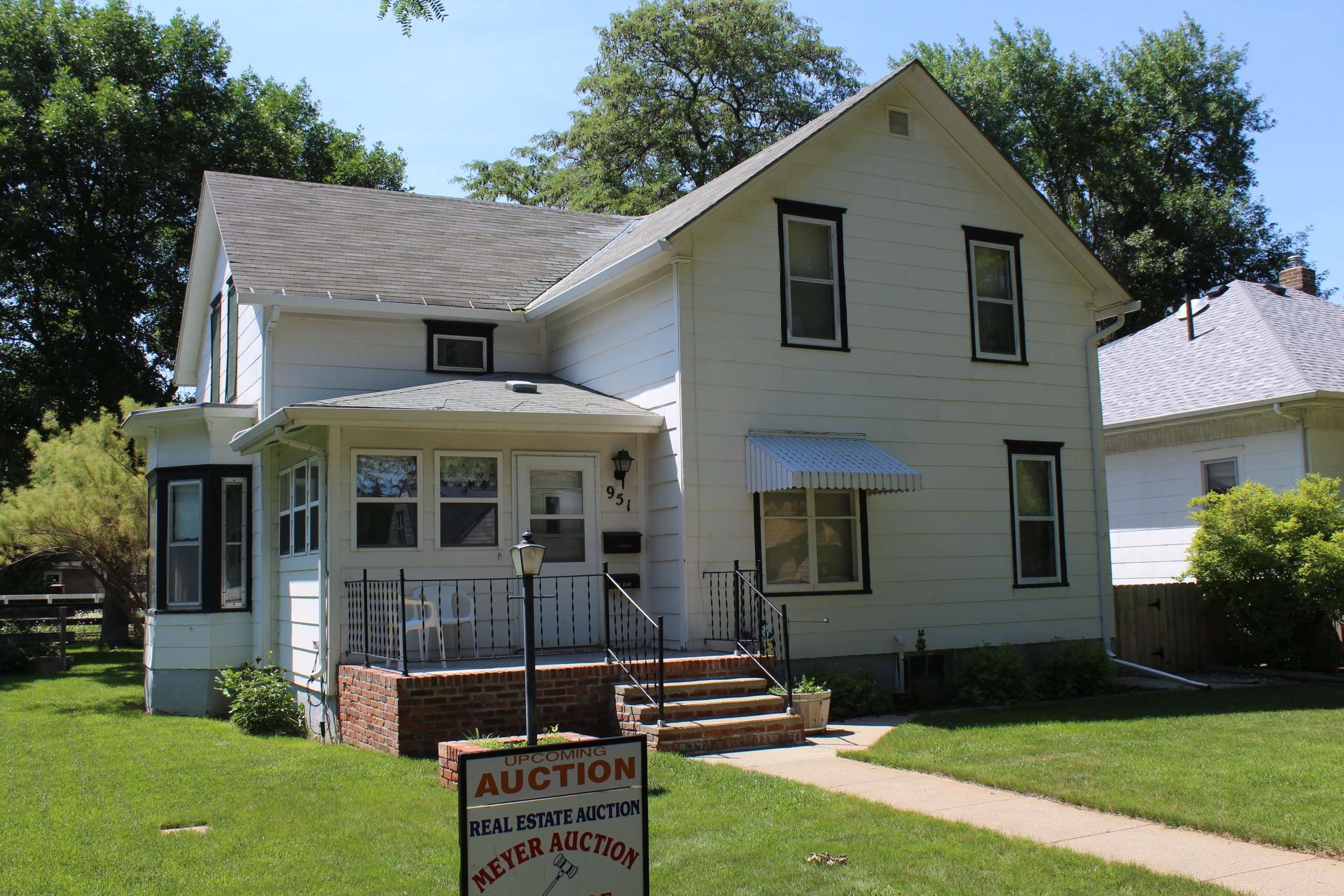 Auctions MEYER AUCTION SERVICE, LLC