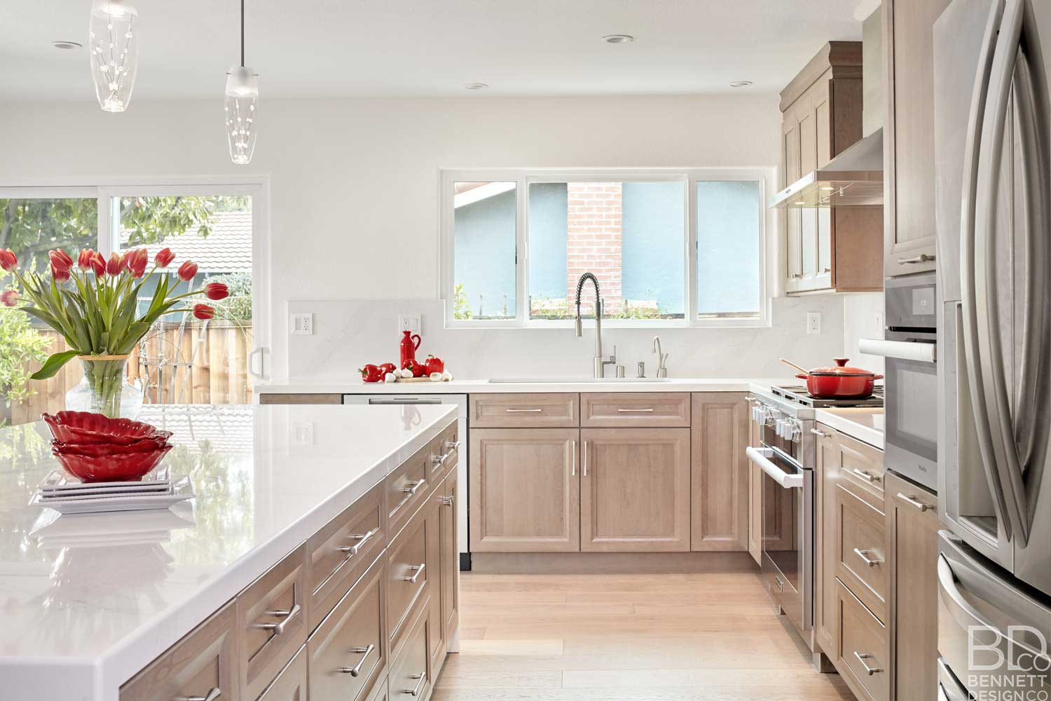 Warm Transitional Kitchen Remodel