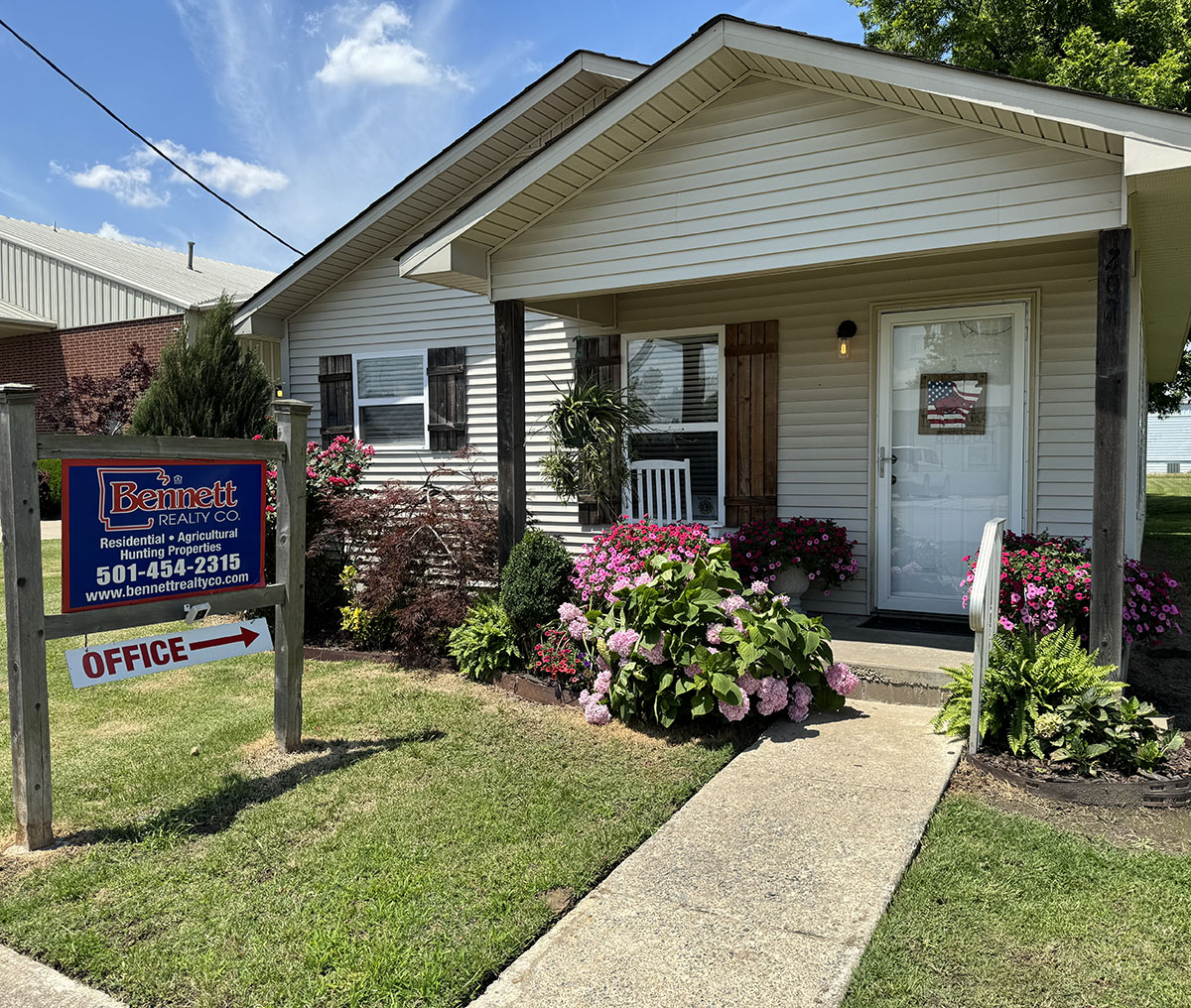 Realty Co. Real Estate Services in Pulaski County, Eastern