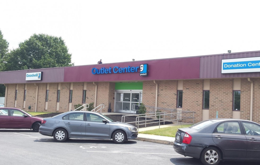 3825 Hartzdale Dr Williams Commercial