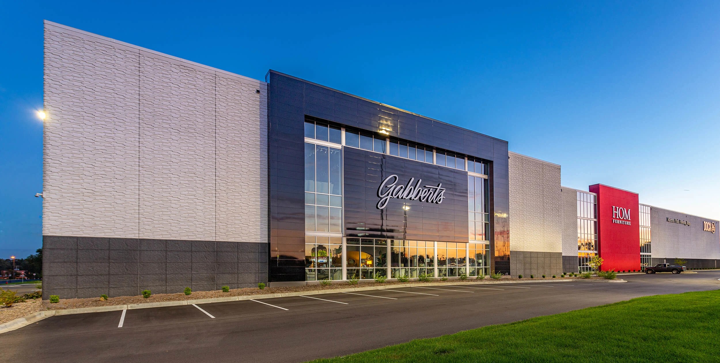 HOM7 BensonOrth General Contractors