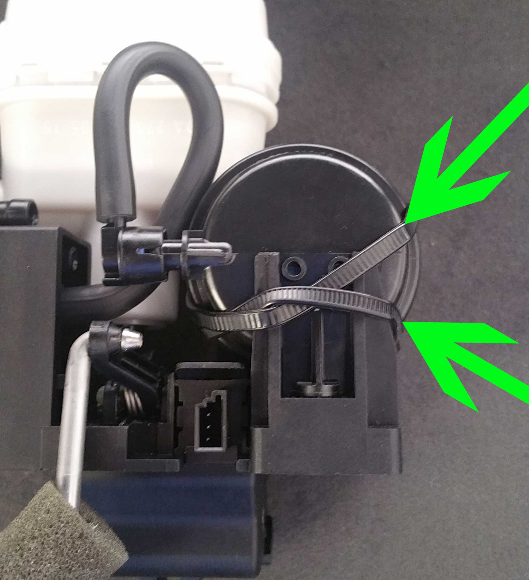 SL/R230 Have Trunk Soft Close / Trunk Assist problems. Here is how to