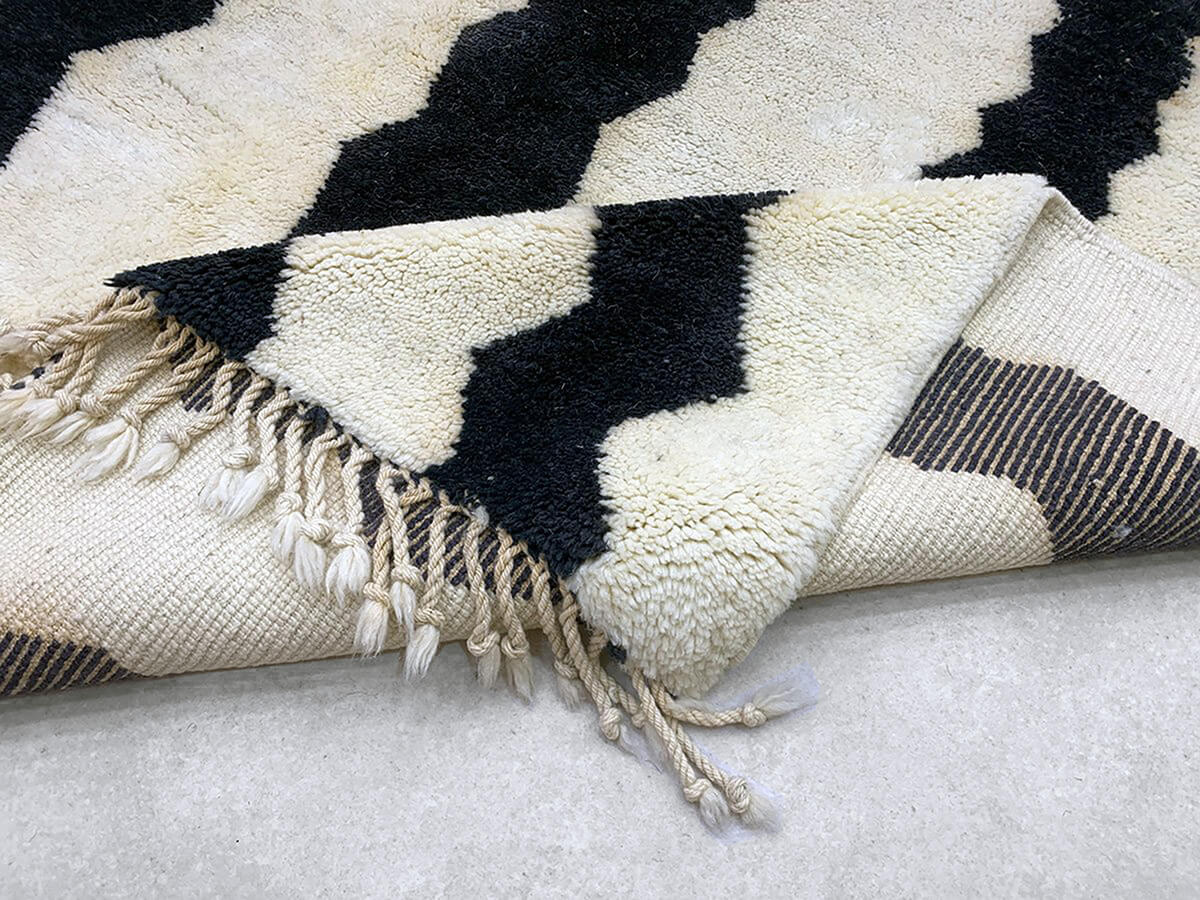 Moroccan rugs, why are so expensive ? Moroccan Rugs