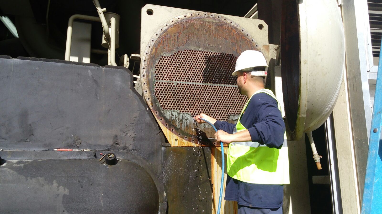 Centrifugal, Air Cooled Chiller Installation & Maintenance Bercorp Mechanical