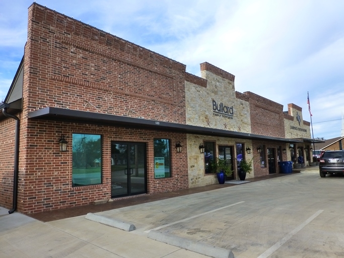 123133 E MAIN STREET, BULLARD TEXAS Bergfeld Realty Company