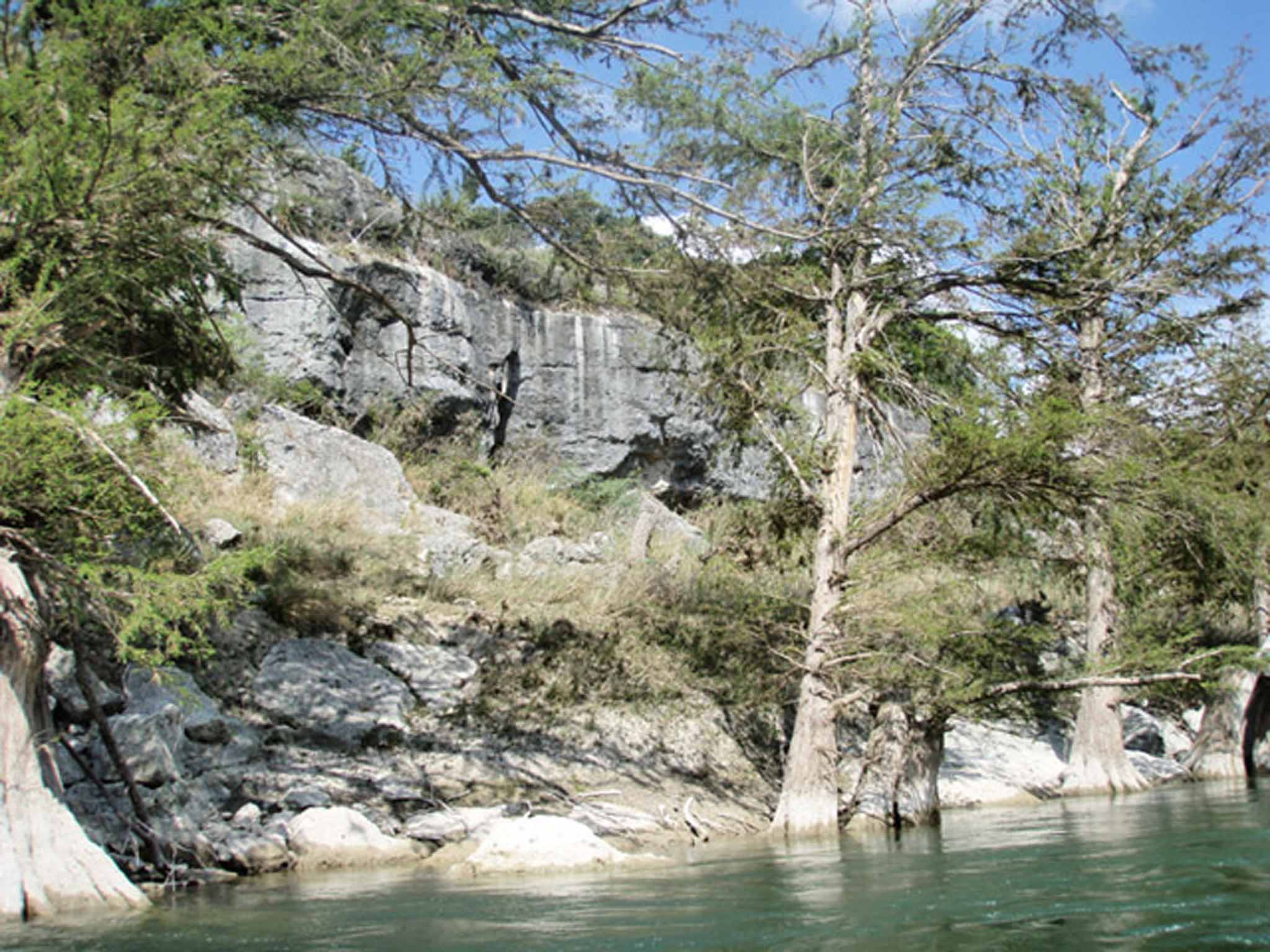 How much does it cost to camp and float the Guadalupe River? Bergheim