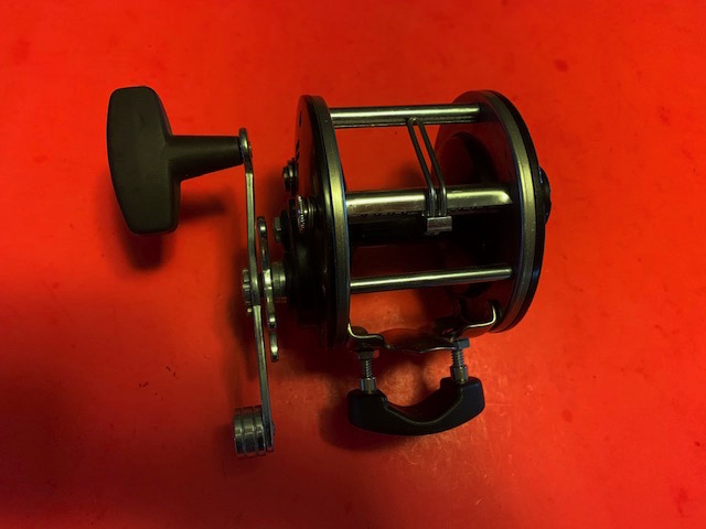 PENN NO. 309 LEVEL WIND FISHING REEL - Berinson Tackle Company