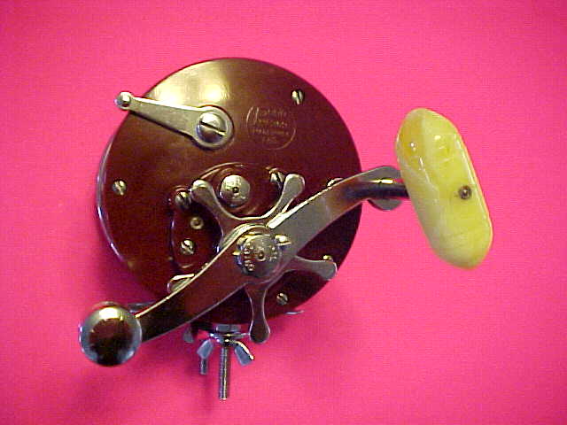 VINTAGE PENN SUPER PEER 309M LEVELWIND FISHING REEL, NEW OLD STOCK