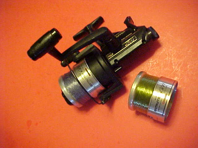 SHIMANO BAITRUNNER 4500 SPINNING REEL, PRE-OWNED - Berinson Tackle Company