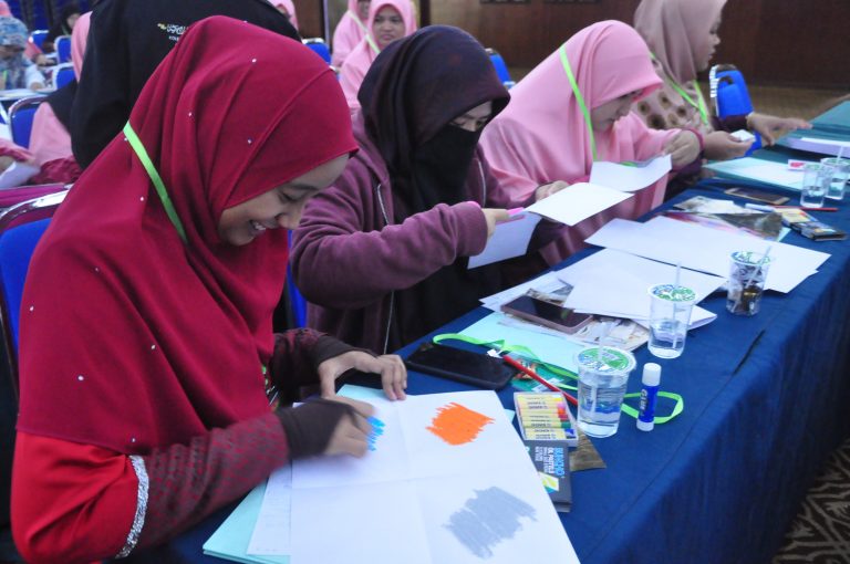 SEFITRA 2018 Bentuk Sukarelawan Santuni LGBT Berita