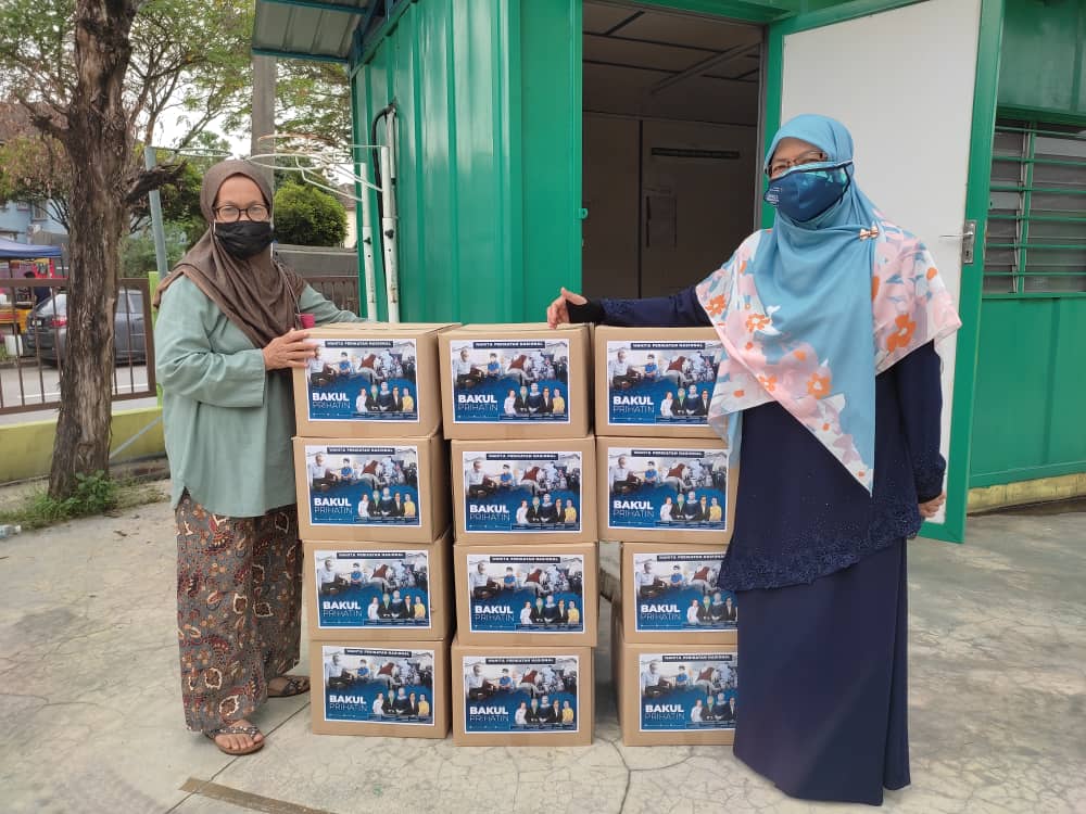 Bakul Prihatin Wanita Perikatan Nasional bantu golongan terkesan