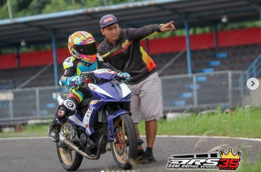 Sekolah Balap Paling Laris, Doni Racing School Latih 17 Murid Bulan Ini, Apa Kelebihannya ? - Beritabalap.com