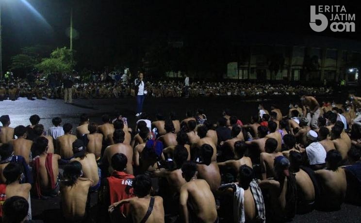 Ribuan Anak Muda Balap Liar Di Sekitar Stadion Kanjuruhan Malang | Beritajatim.com
