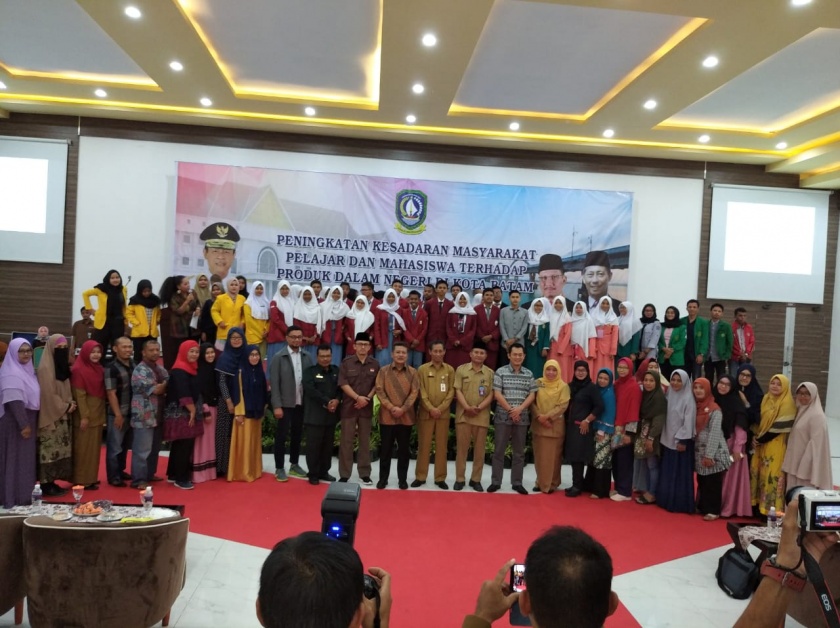 Membangun Ketahanan Bangsa dengan Mencintai Produk Dalam Negeri