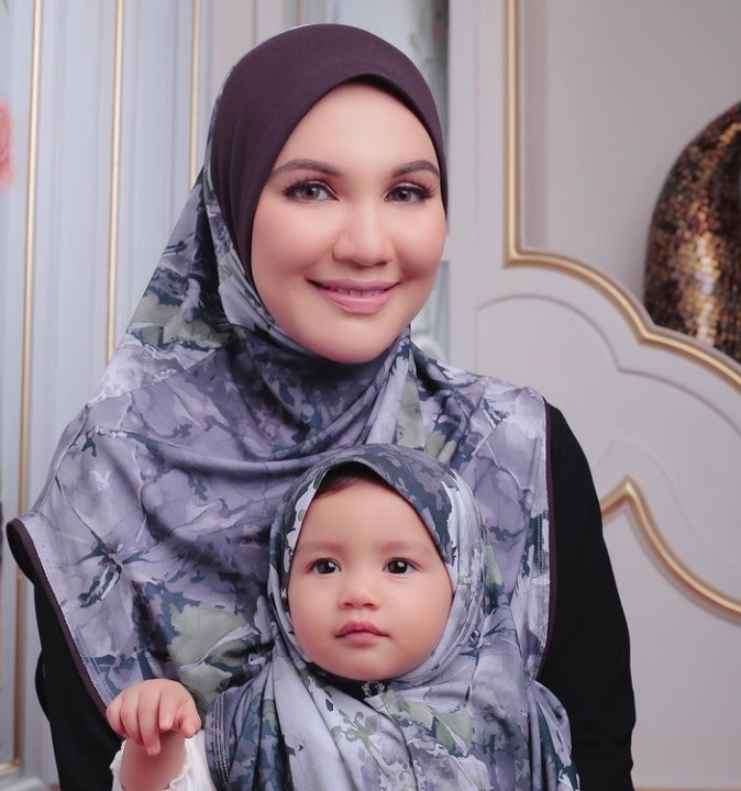 macam cantik je macam comel je