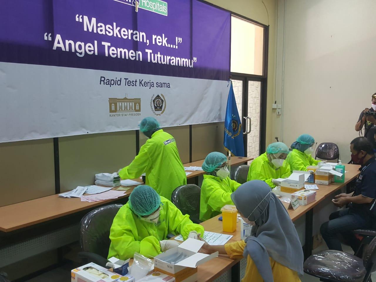 Siloam Hospitals Bersama Kantor Staf Presiden dan PWI Jatim, Gelar Rapid Test