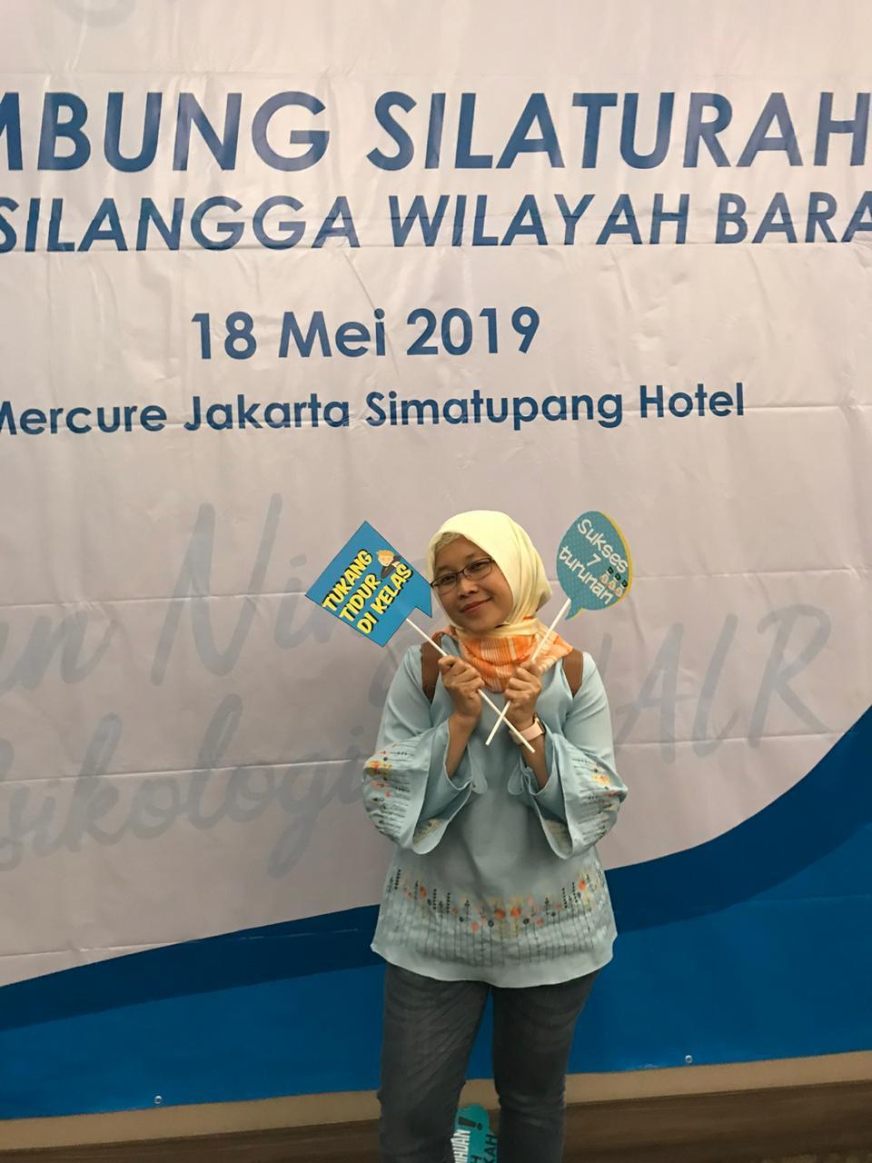 Alumnus UNAIR Berikan Tips Melamar Kerja Bagi Fresh Graduate