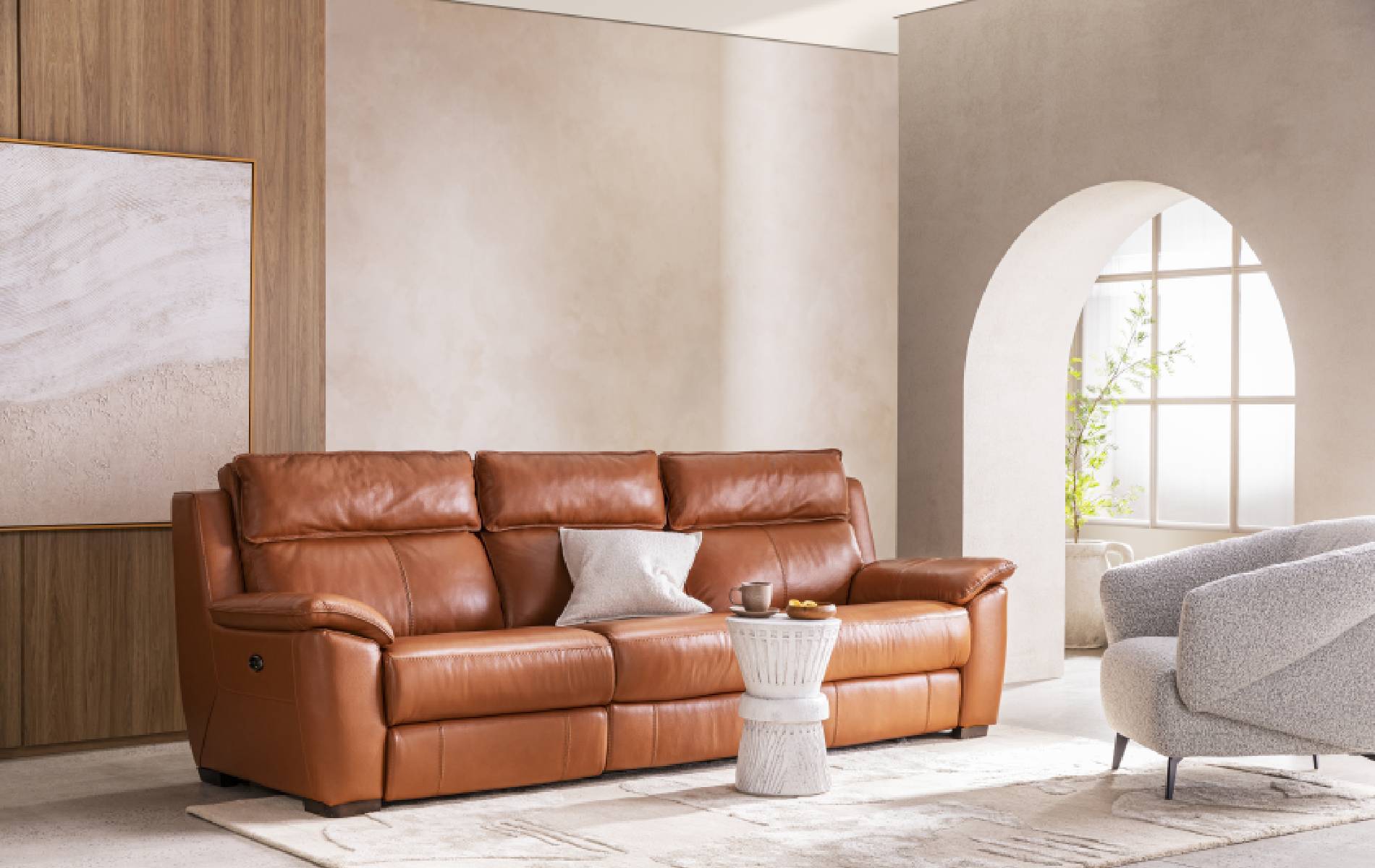 Flynn Leather sofa Berkowitz Furniture