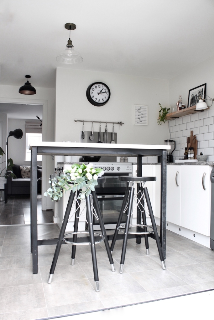 Cult Furnitures Mit den Moda Barhockern neue Höhen erklimmen [030]