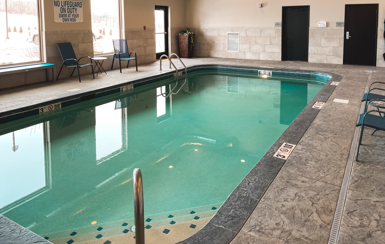 Amish Country Hotel and Event Center Downtown Berlin, Ohio Lodging