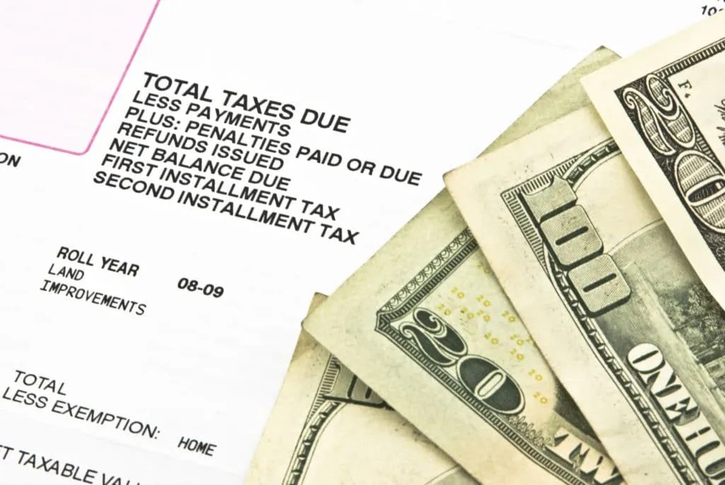 Adjustments and Prorations of Taxes for Closing in Florida USA