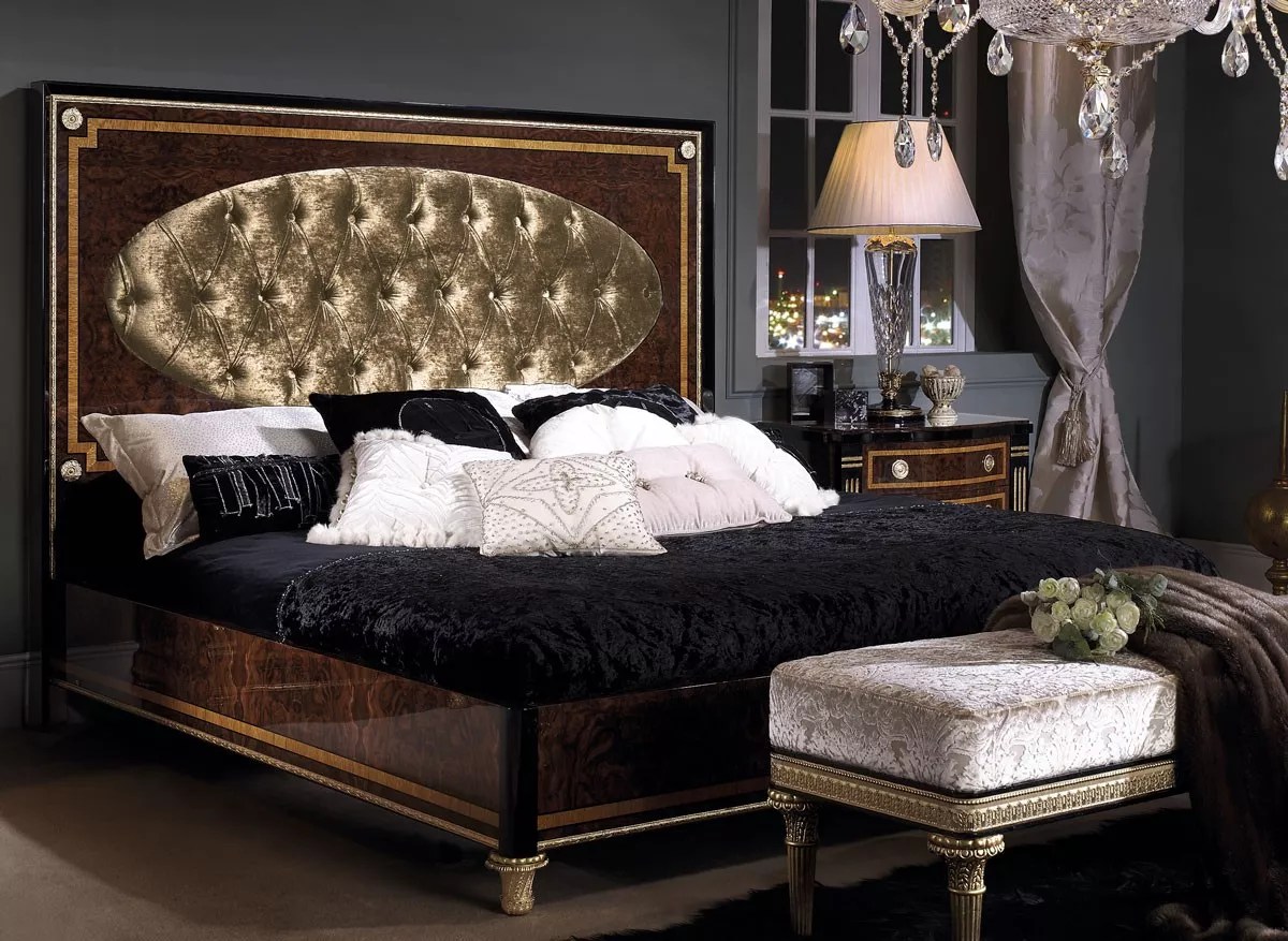 BEVERLY COLLECTION. BED