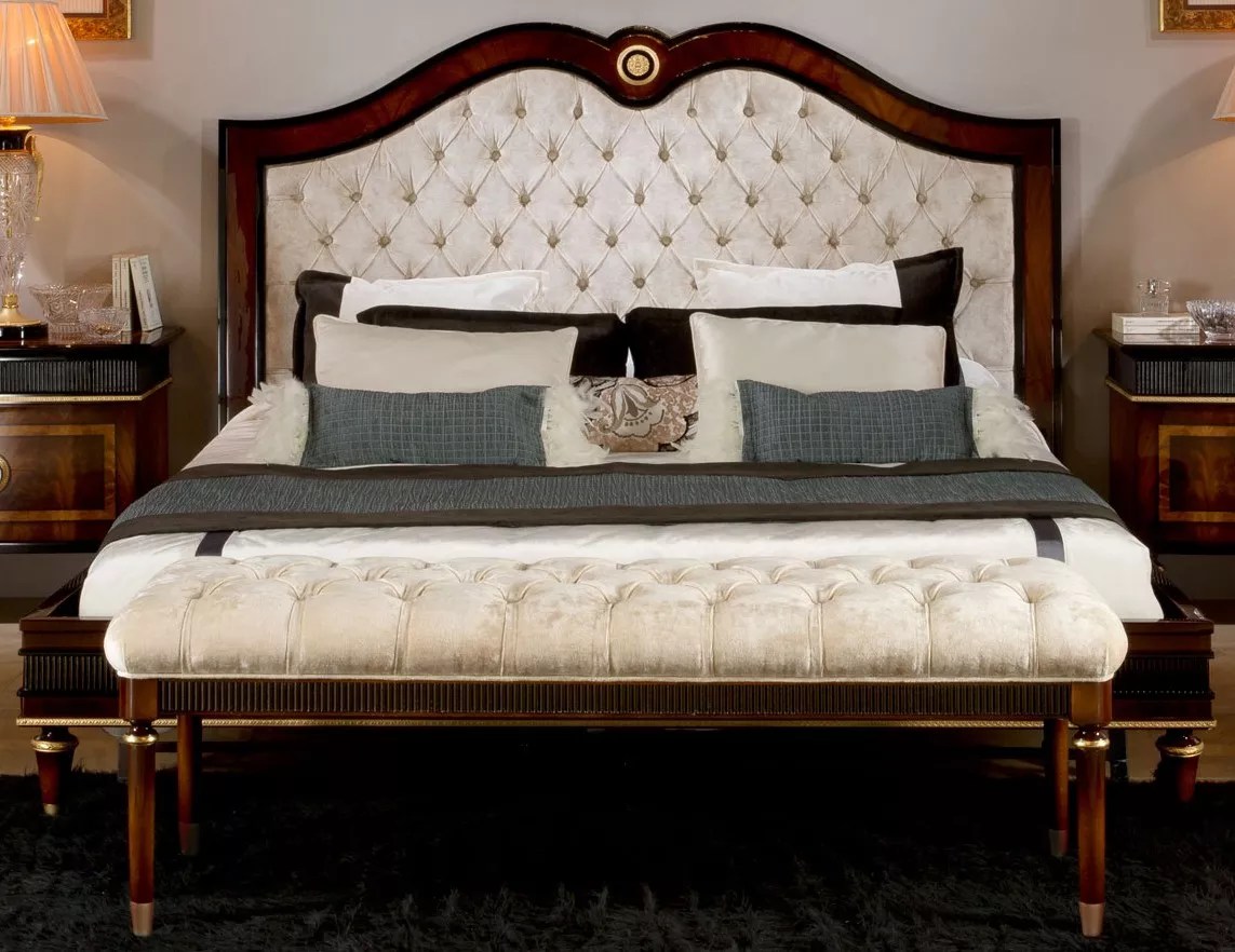WESTERLY COLLECTION. BED