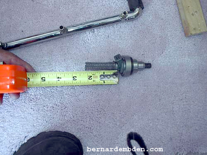 Replacing the Fuel Injector Hoses