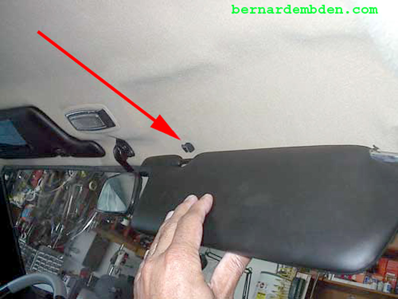 Repairing Visor Support Clip