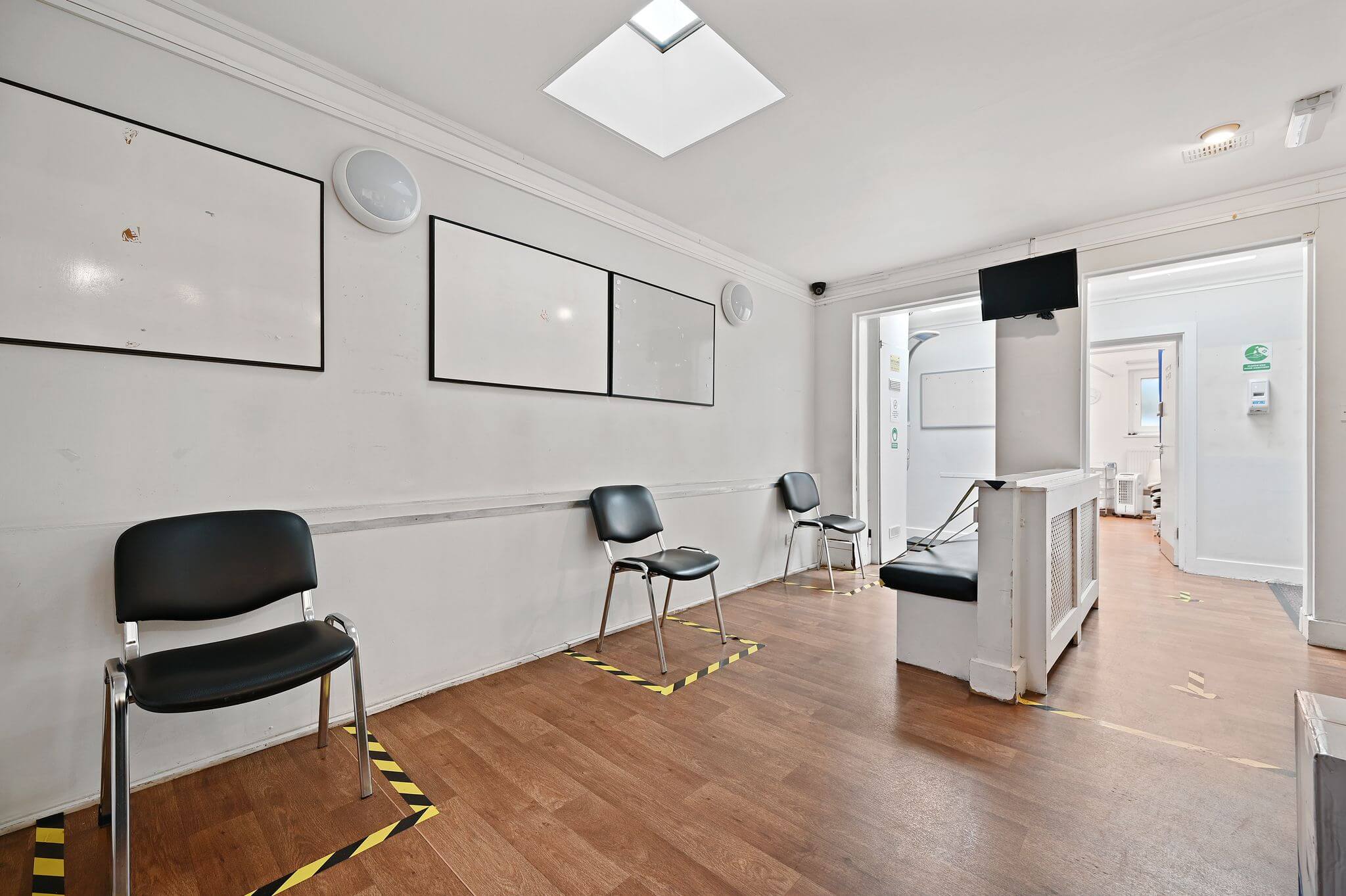 Class E (D1), Former Medical Clinic, To Be Let in Prime Location