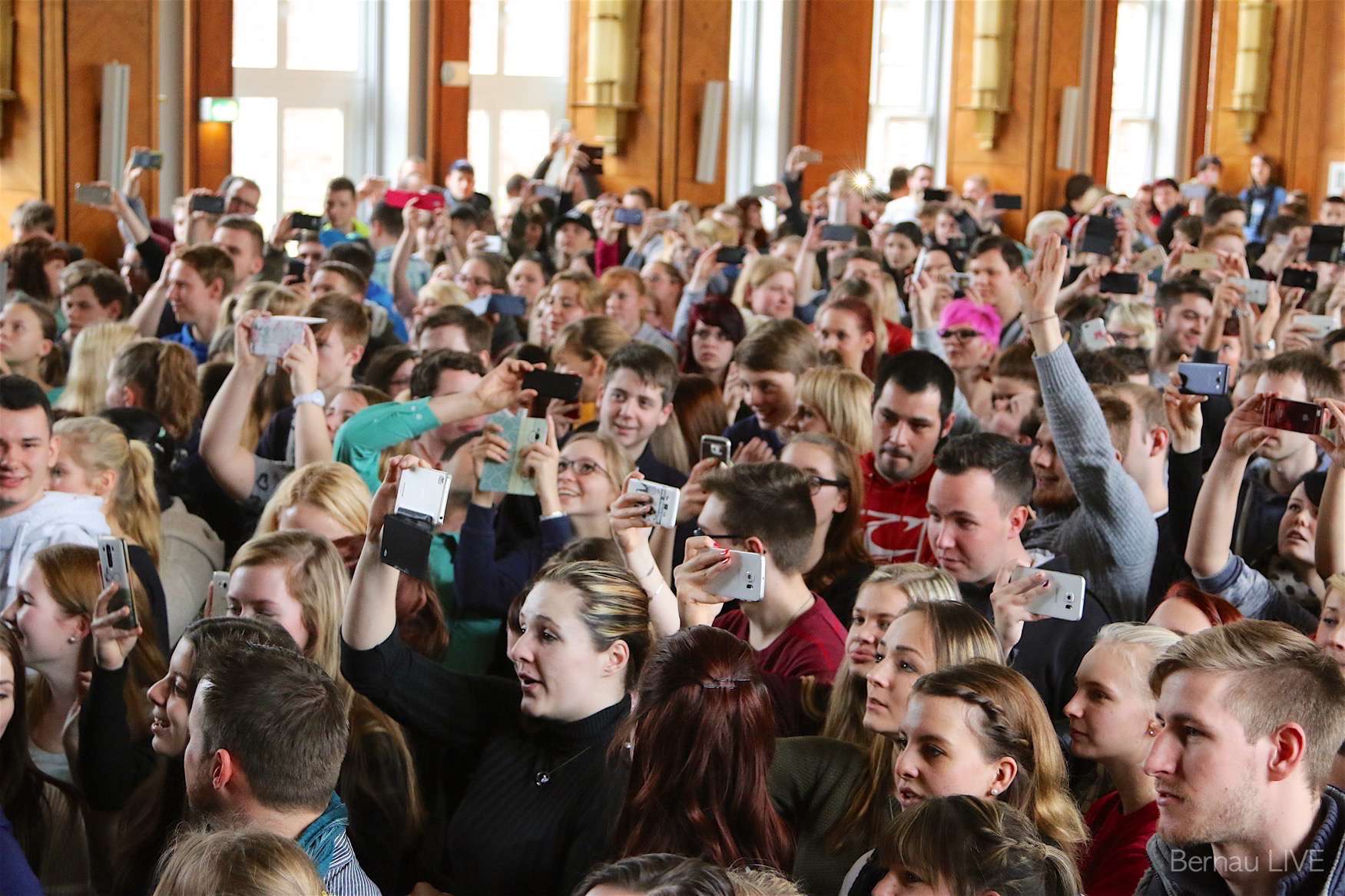 Bernau Kleiner Nachtrag JAM FM Schulhofkonzert im OSZ Barnim