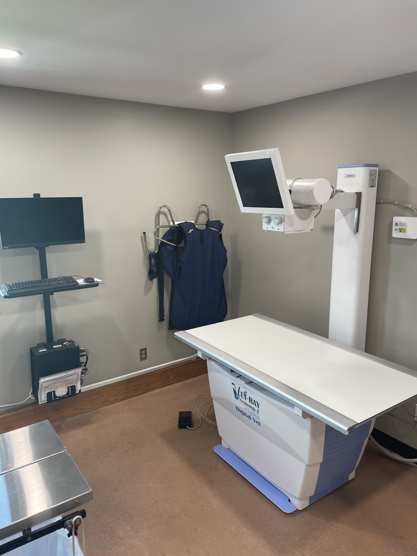 Hospital Tour Bern Sabetha Veterinary Clinic