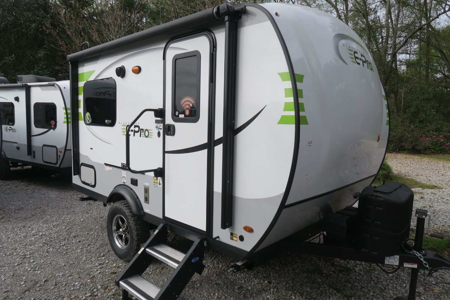 NEW 2019 FLAGSTAFF EPRO 15TBG Overview Berryland Campers