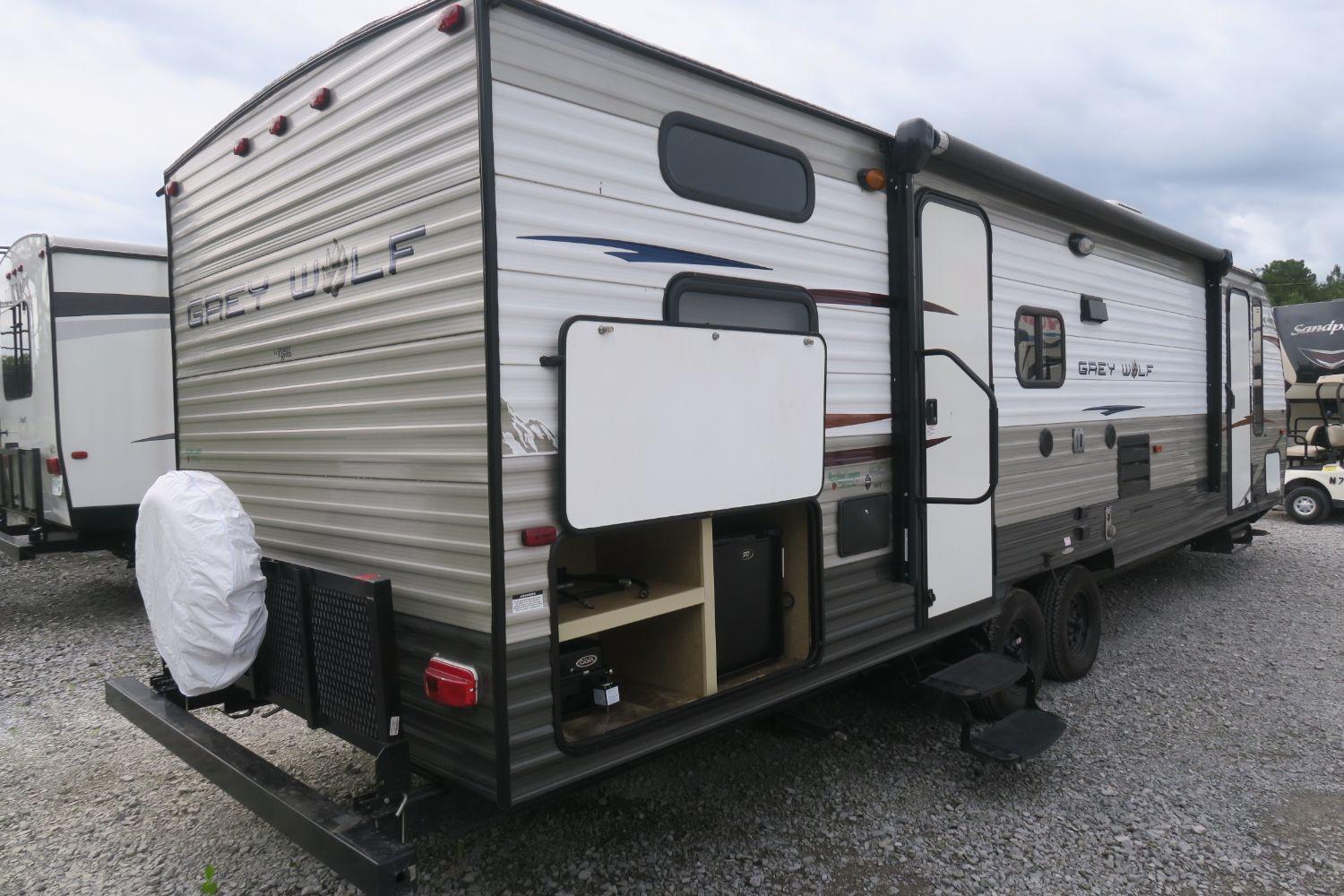 USED 2014 CHEROKEE GREY WOLF 29VT Overview Berryland Campers