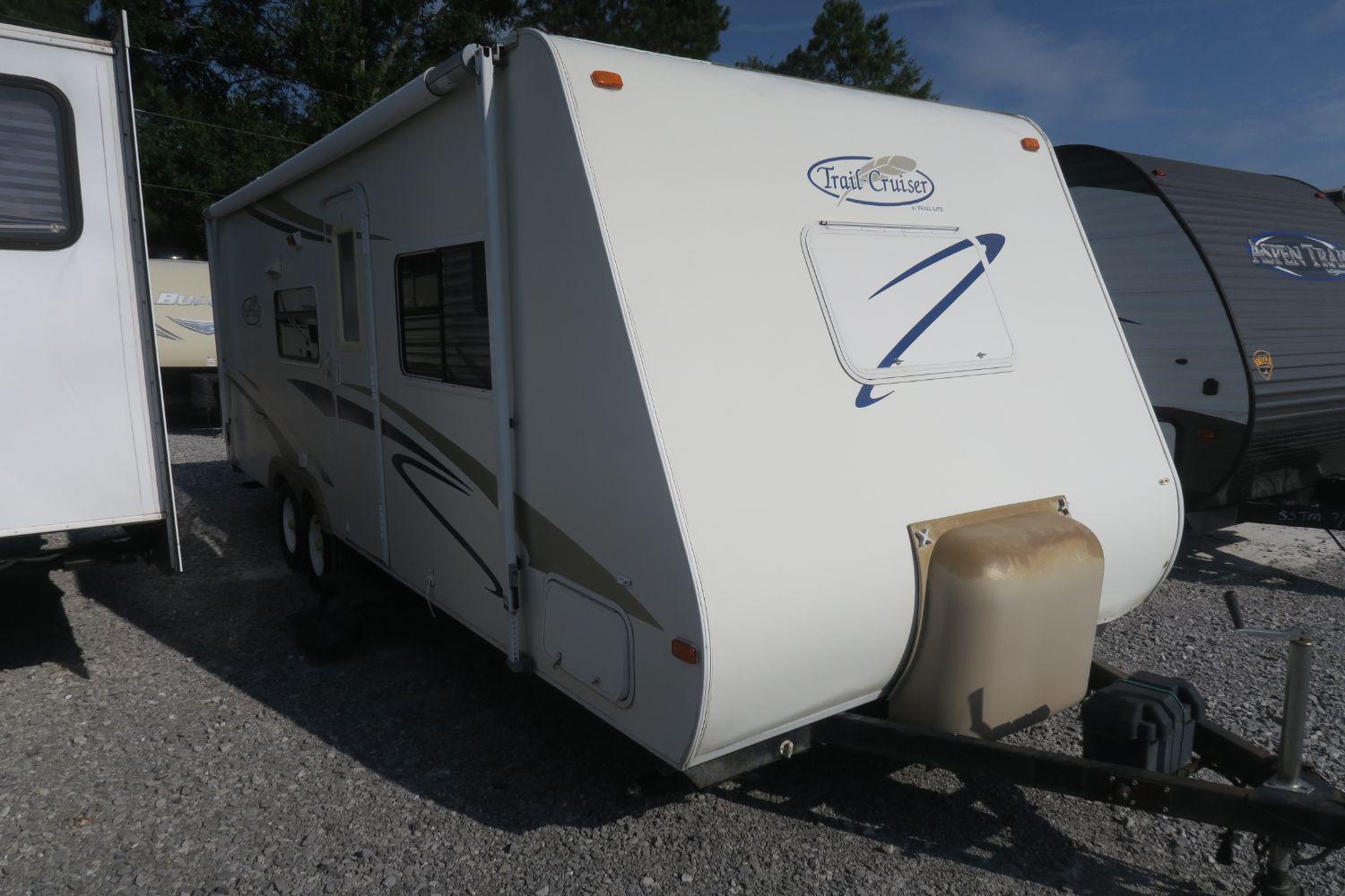 USED 2006 TRAIL CRUISER 26QBH Overview Berryland Campers