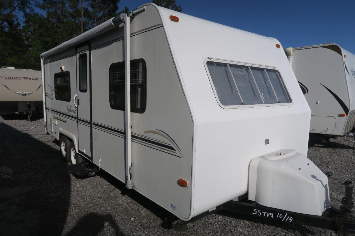 USED 2001 ROCKWOOD 23 Overview Berryland Campers