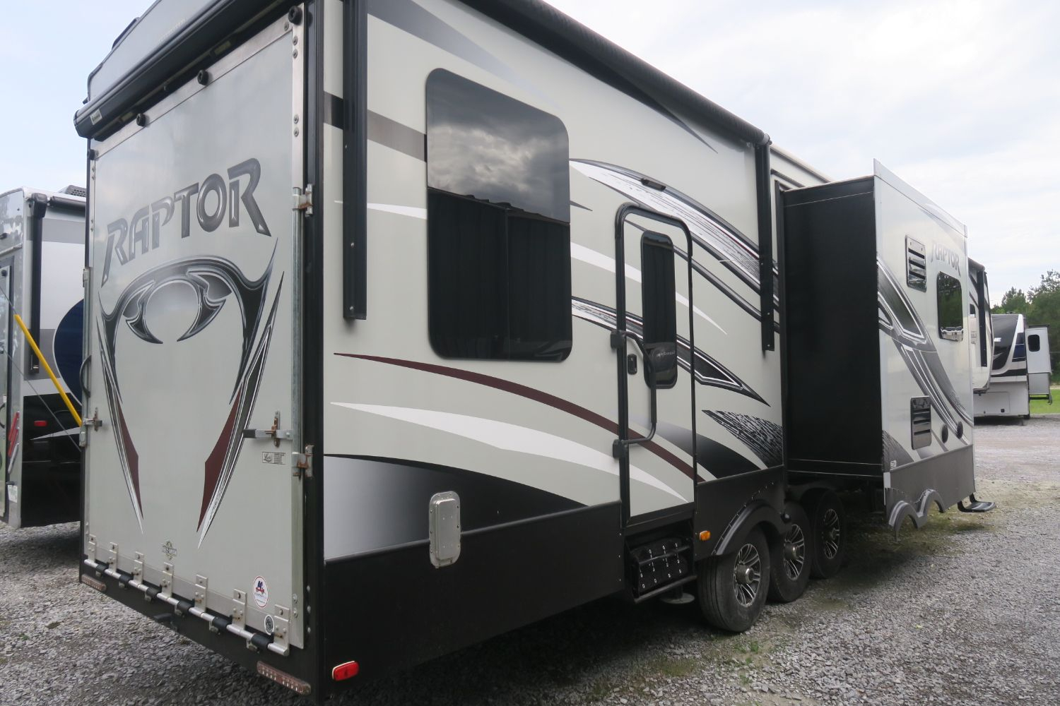 USED 2015 RAPTOR 412TS Overview Berryland Campers
