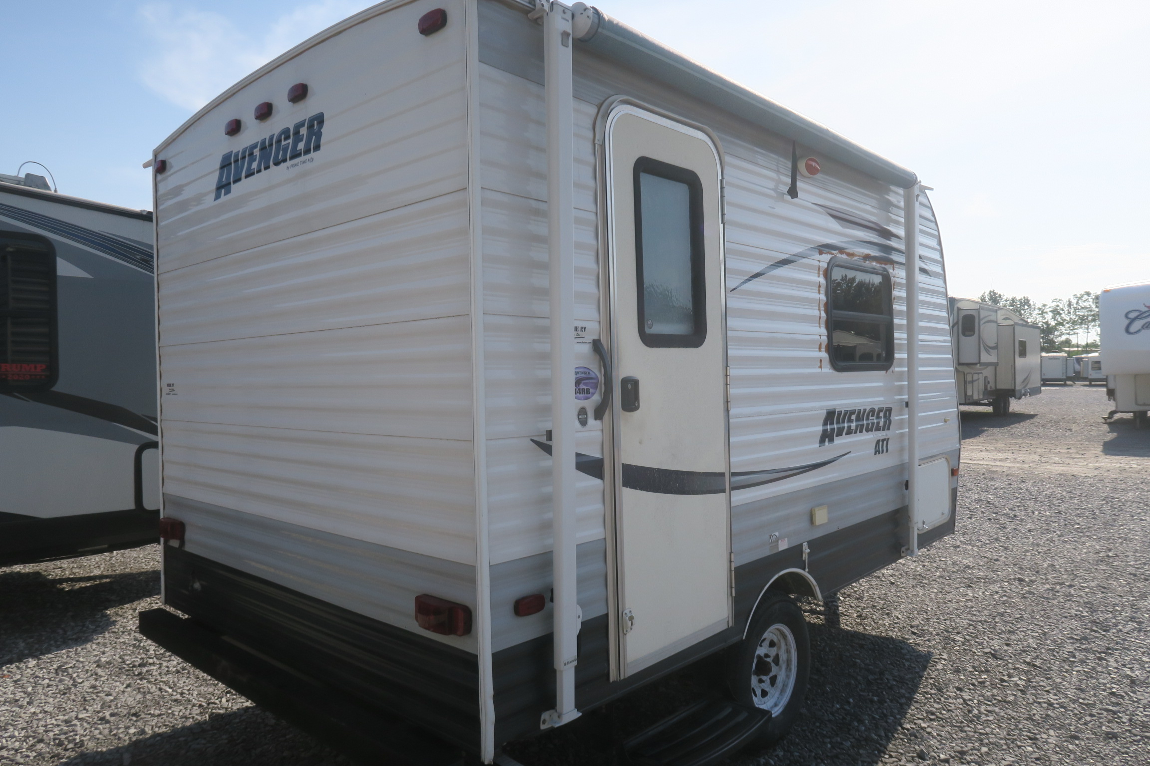USED 2013 AVENGER 14RB Overview Berryland Campers