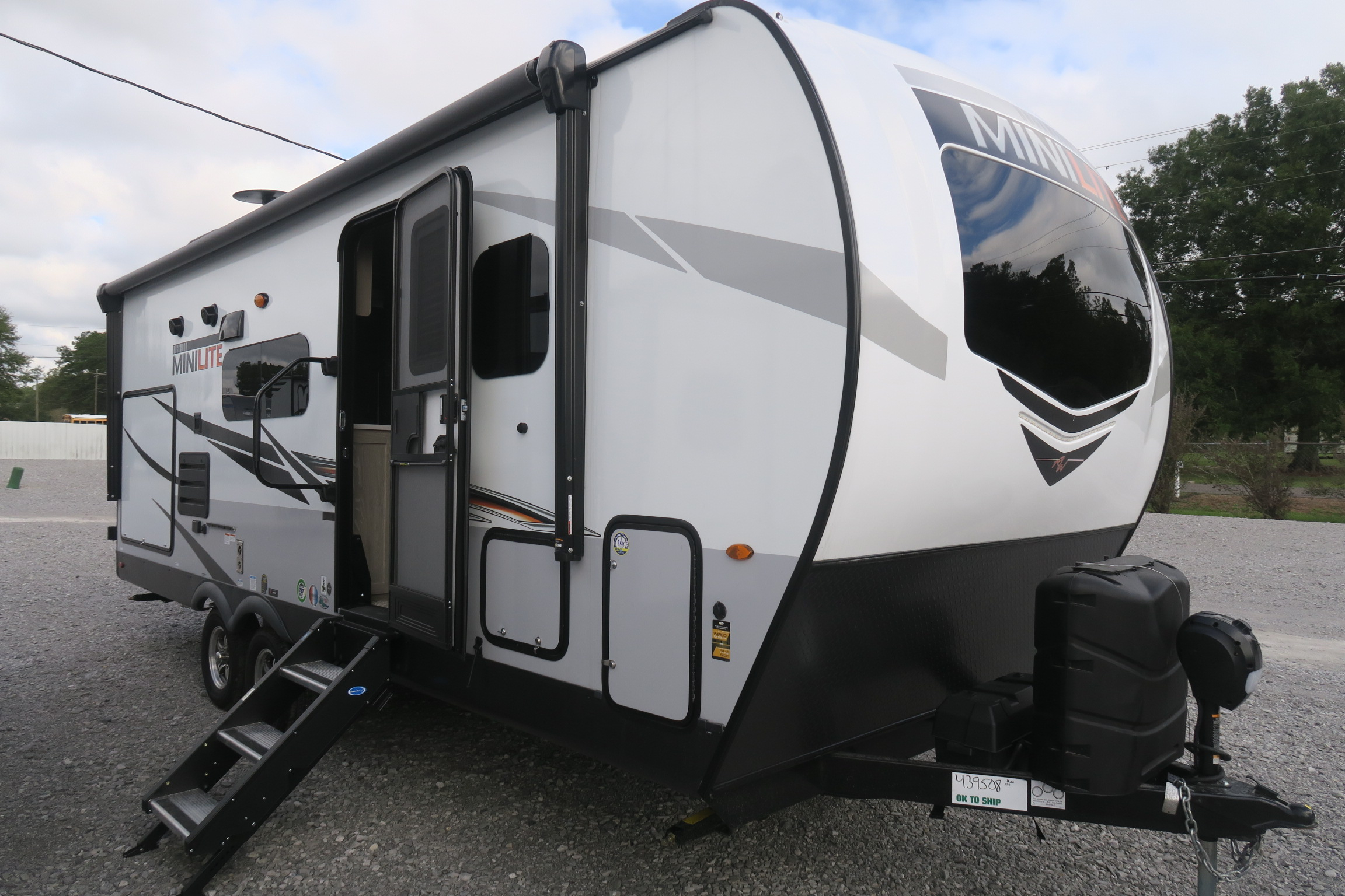 NEW 2021 ROCKWOOD MINI LITE 2507S Overview Berryland Campers