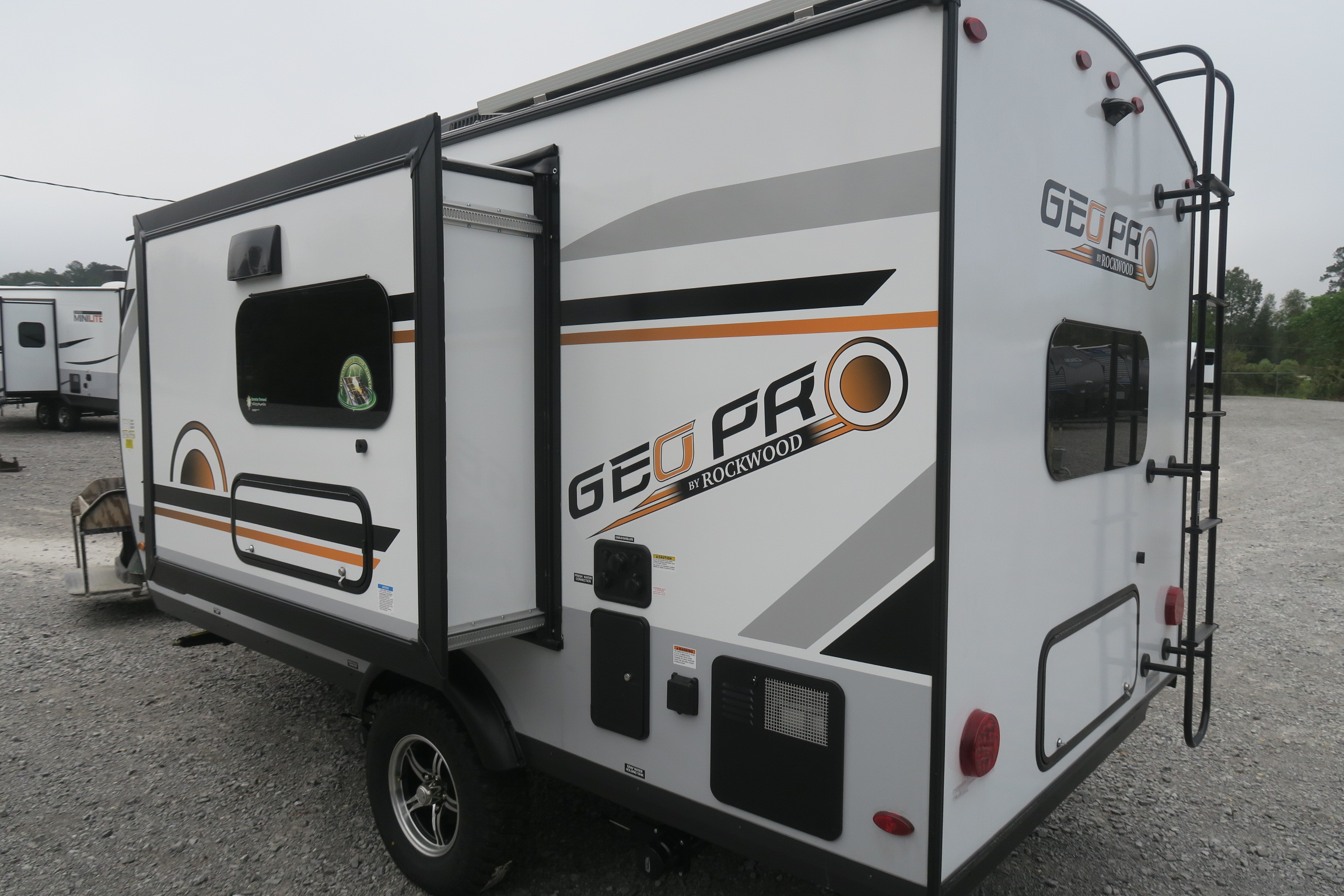 NEW 2021 ROCKWOOD GEO PRO 16BH Overview Berryland Campers