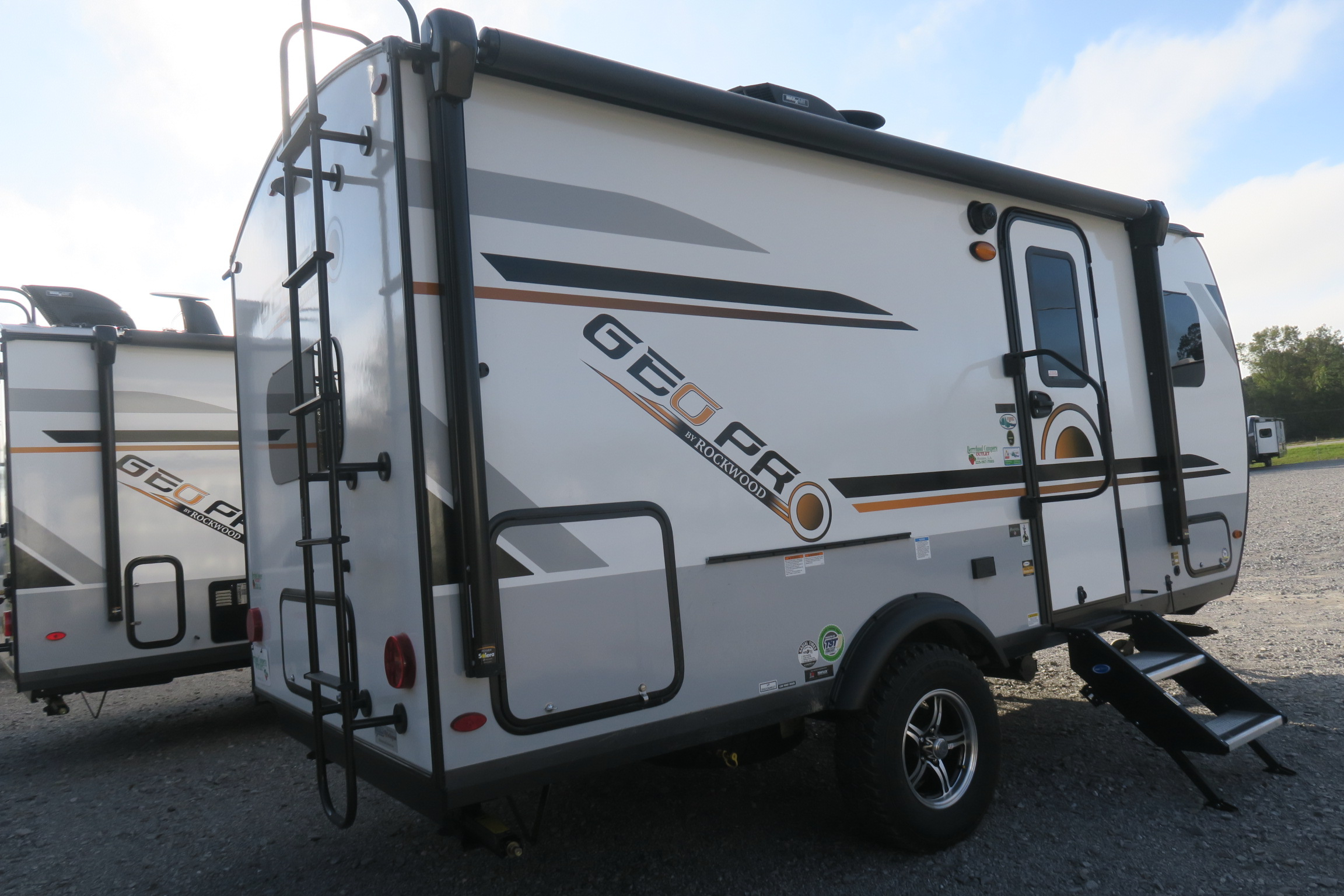 NEW 2021 ROCKWOOD GEO PRO 16BH Overview Berryland Campers