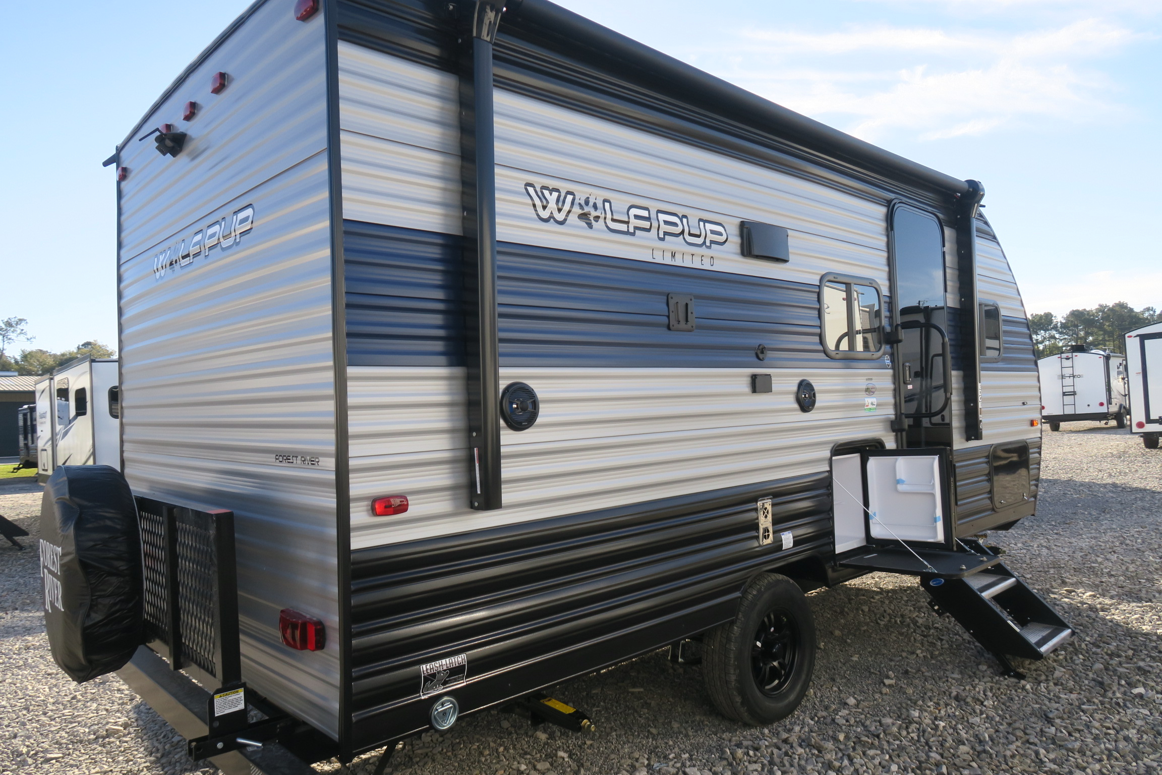 NEW 2021 CHEROKEE WOLF PUP 16BHS Overview Berryland Campers