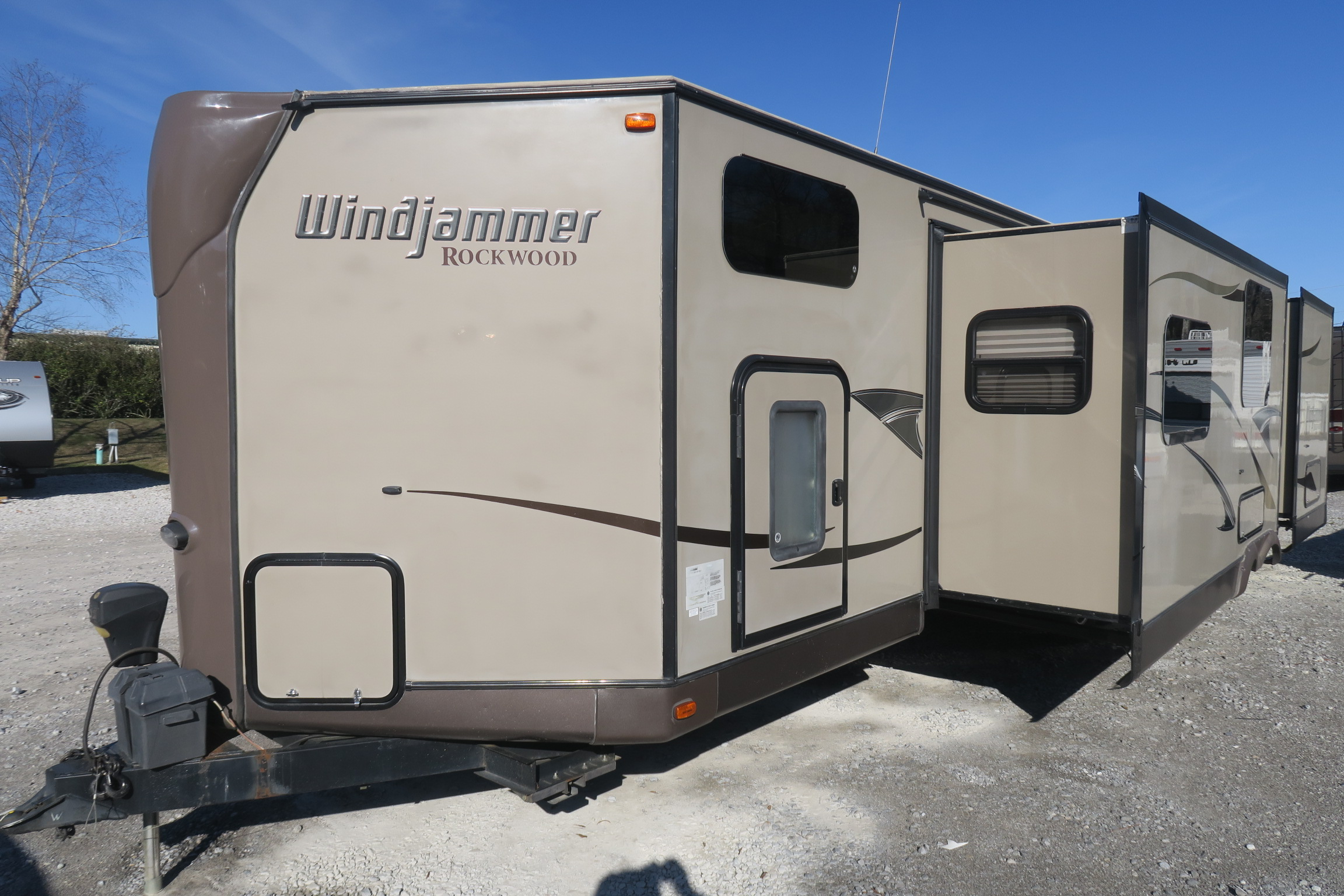 USED 2014 ROCKWOOD WINDJAMMER 3006W Overview Berryland Campers