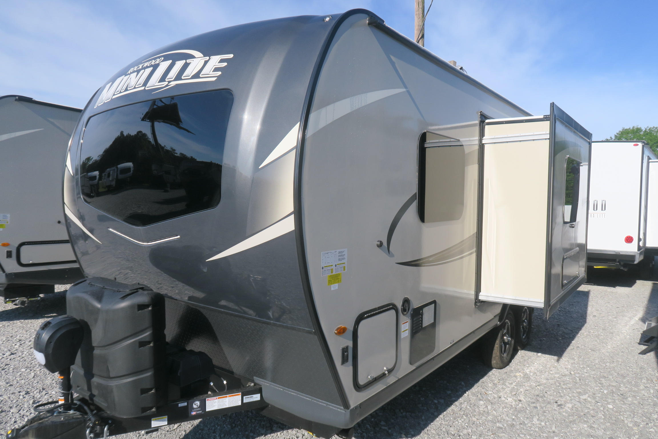 NEW 2021 ROCKWOOD MINI LITE 2109S Overview Berryland Campers