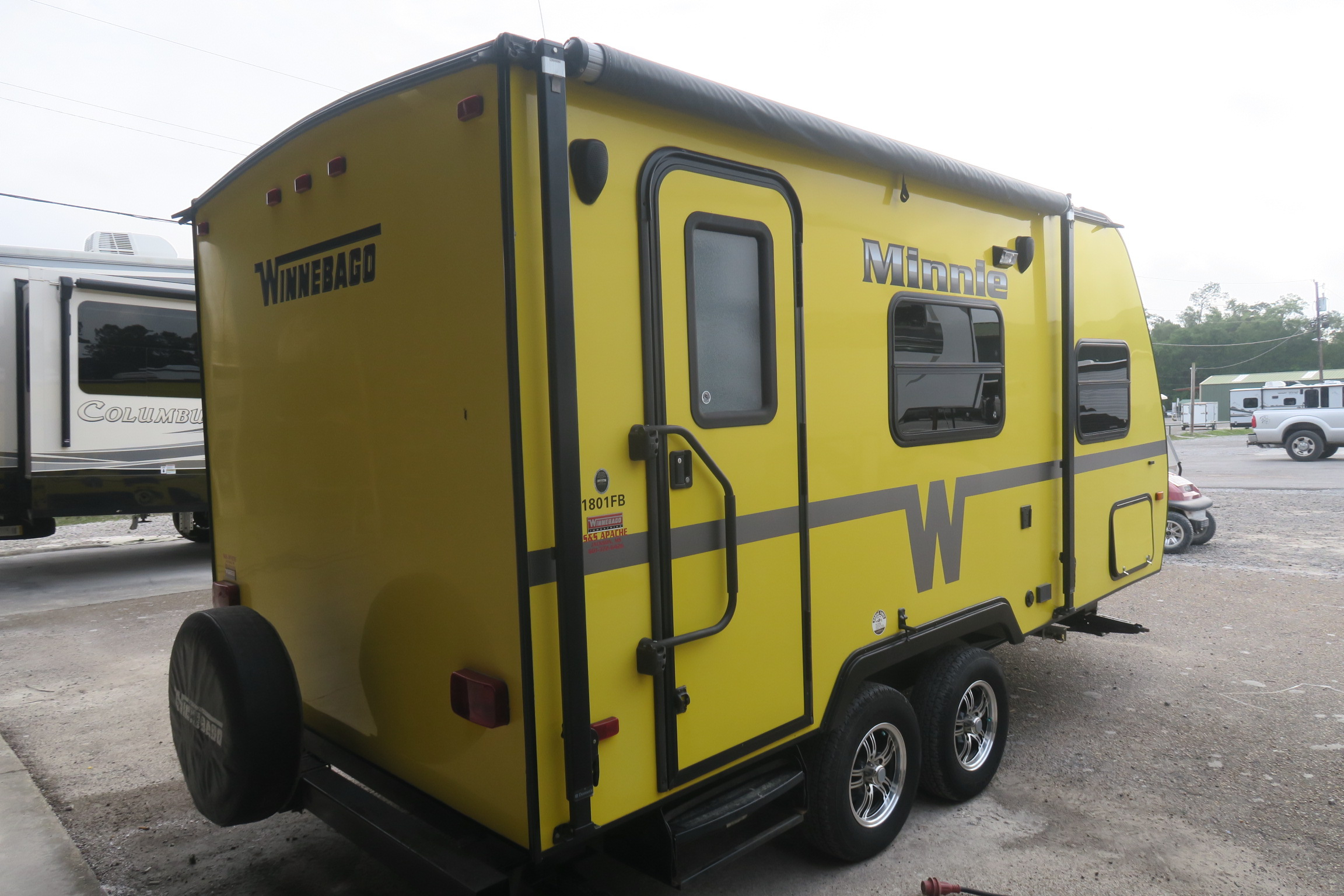 USED 2013 WINNEBAGO 1801FB Overview Berryland Campers