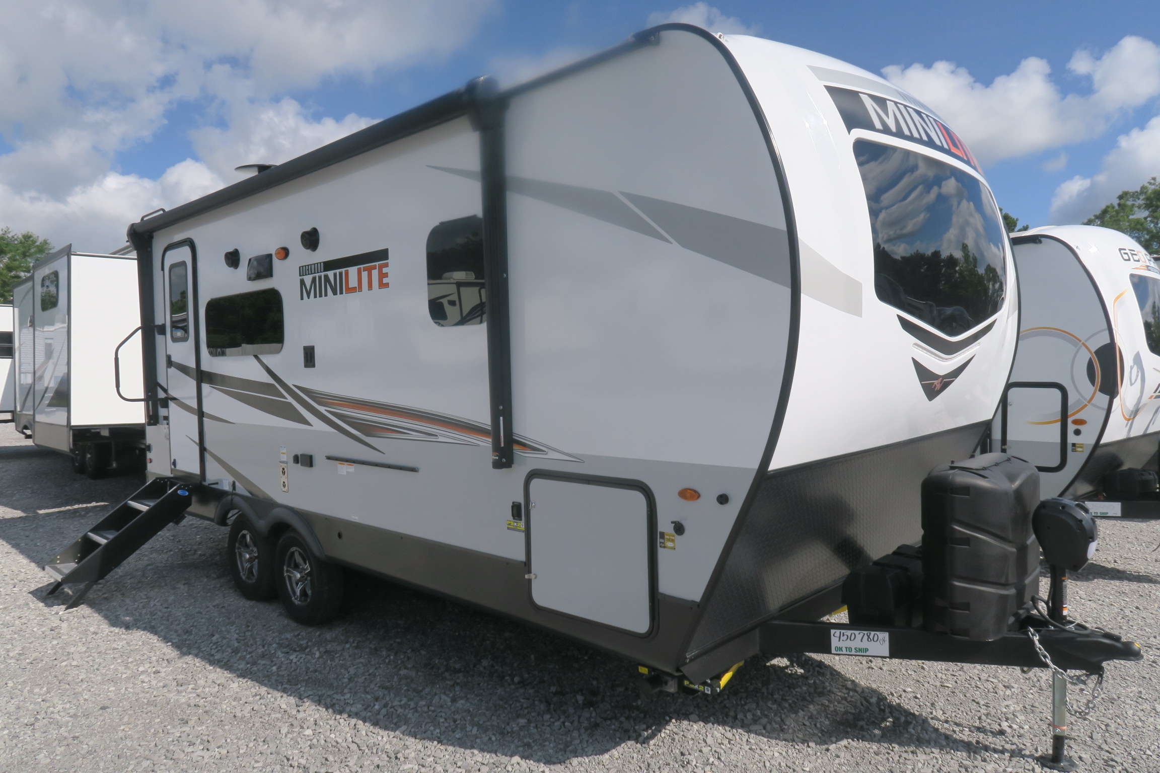 NEW 2022 ROCKWOOD MINI LITE 2205S Overview Berryland Campers