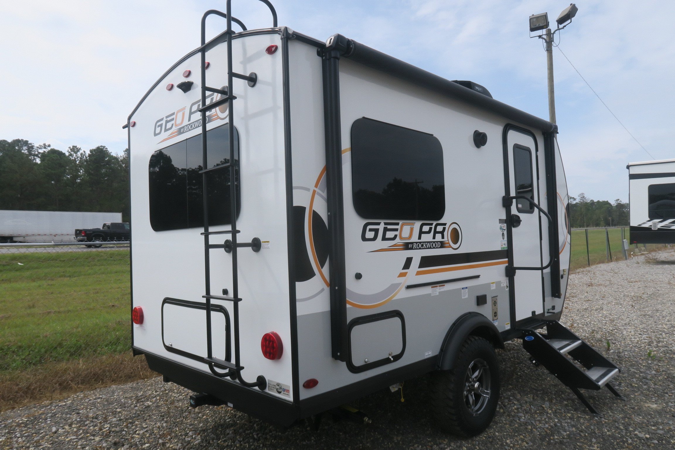 NEW 2023 ROCKWOOD GEO PRO 15TB Overview Berryland Campers