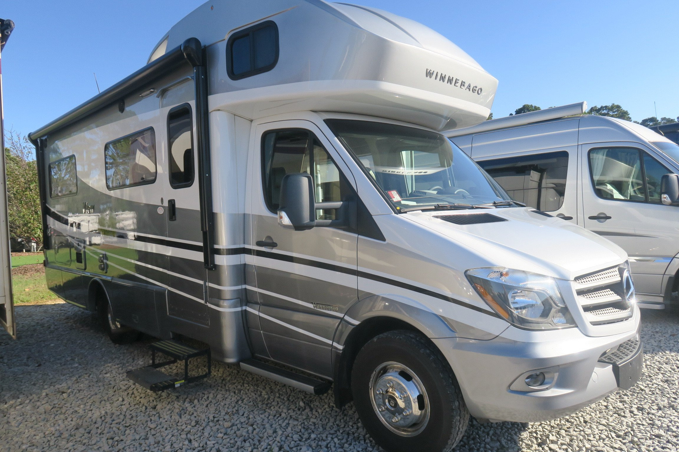 Winnebago RVs Berryland Campers